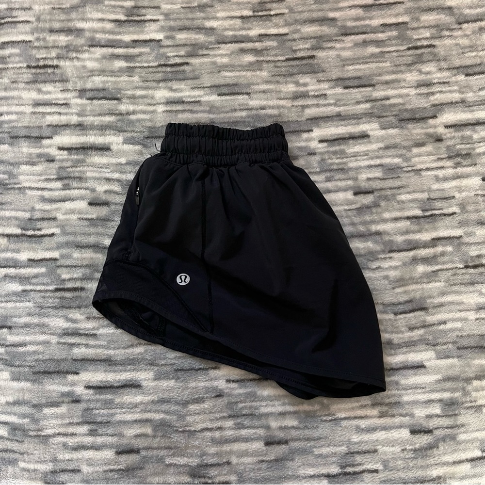 Lululemon Low-Rise Hotty Hot Shorts